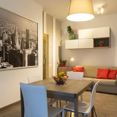 Seventh Heaven - Arco Della Pace Apartment Milan